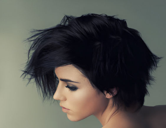 بهترین رنگ مو برای مدل‌های کوتاه زنانه در سال ۲۰۲۵