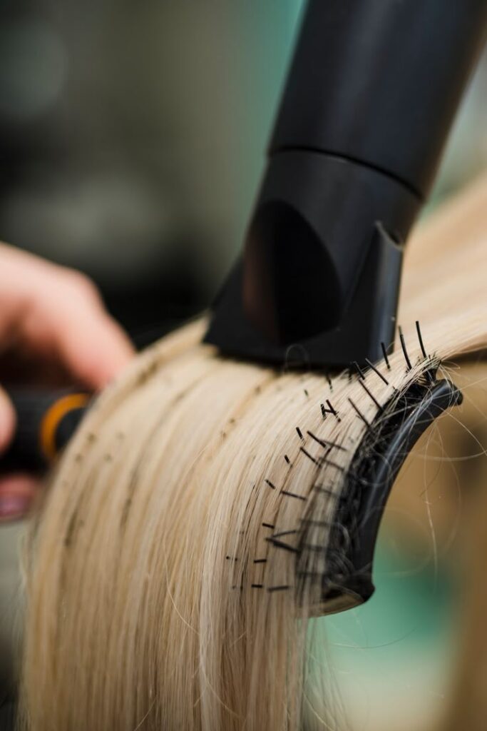 "مقایسه سشوارهای پرومکس، کوئین و ایراکس بر اساس قدرت، قیمت و کاربرد"