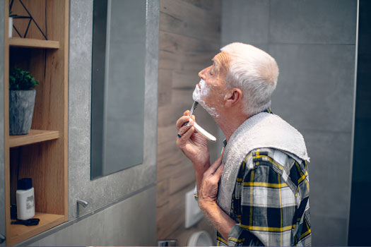 استفاده از خمیر ریش پوست حساس روی صورت برای کاهش قرمزی و سوزش