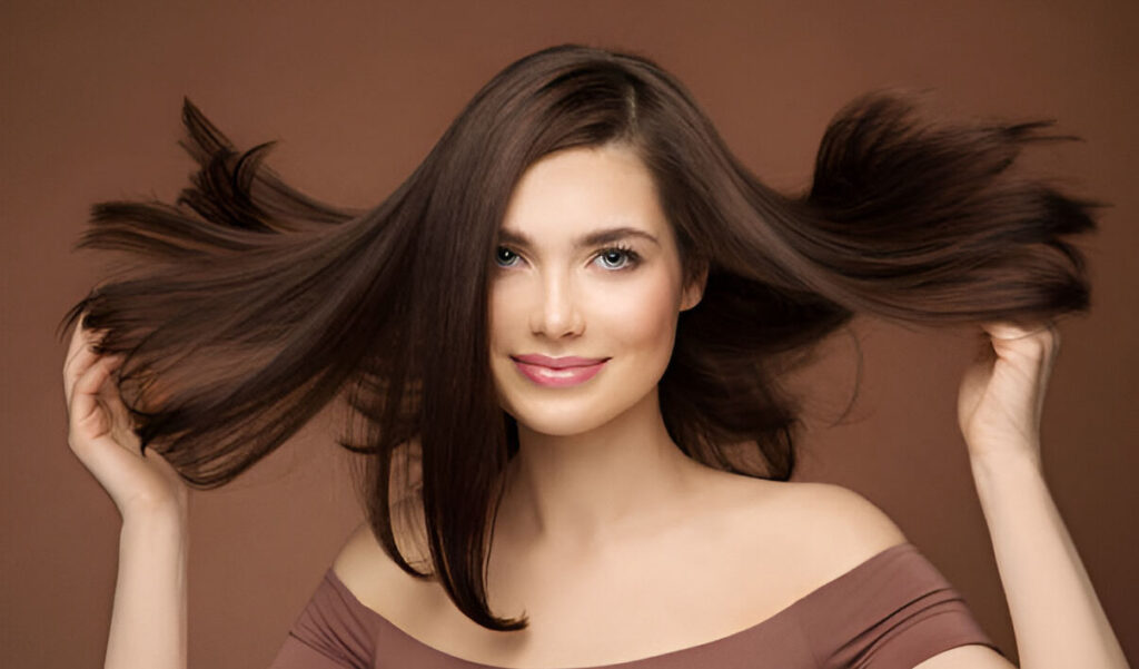 موهای ابریشمی و براق پس از استفاده از بهترین ماسک مو