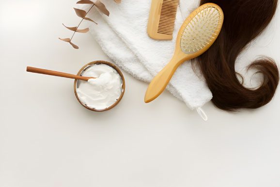 شامپو مخصوص موهای رنگ‌شده برای تثبیت رنگ و حفظ رطوبت