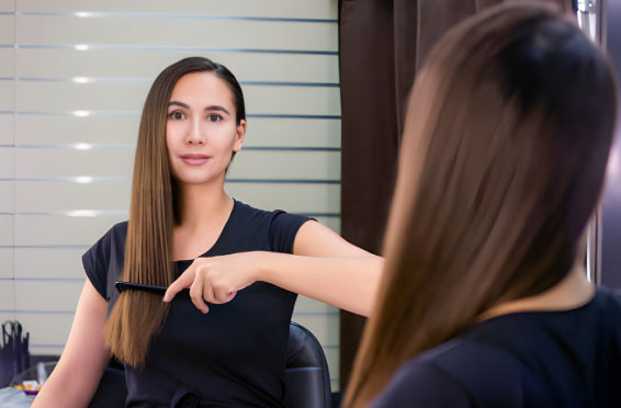 روش صحیح شانه زدن مو از انتها به ریشه برای جلوگیری از شکستگی مو و موخوره