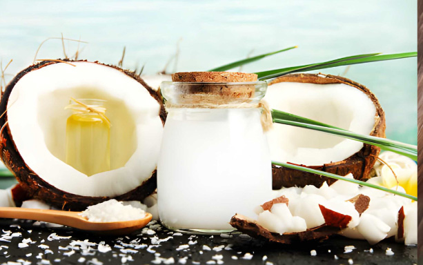 روغن نارگیل خالص برای ترمیم و تقویت موهای خشک و آسیب‌دیده